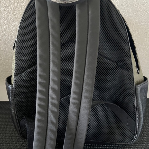 Coach back pack leather - Picture 2 of 7